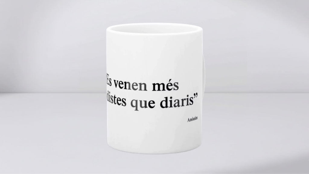 Tassa: "Es venen més periodistes que diaris"